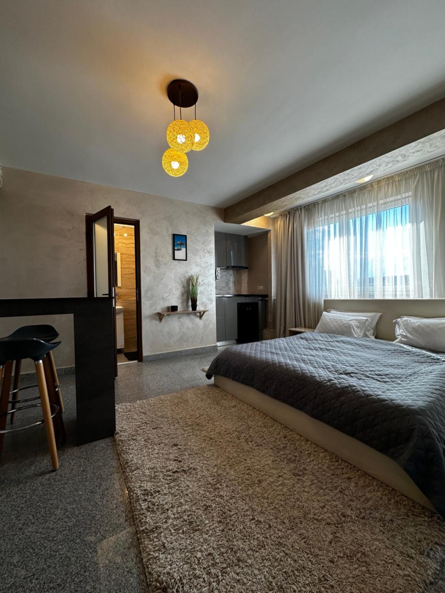 Central Residence Constanta Luaran gambar